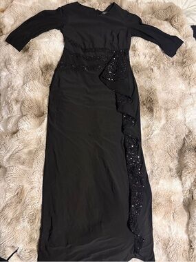 R&M Richards Black Maxi Dress with Sequin Ruffle Detail - 4P